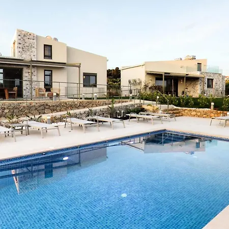Villa Mitos *