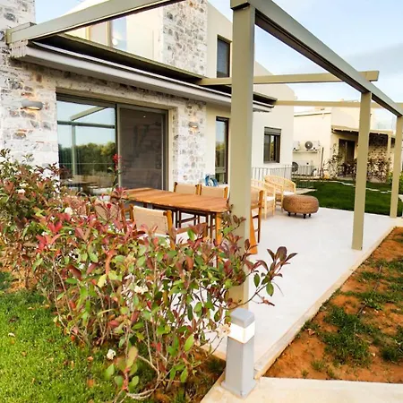 Mitos Villa *